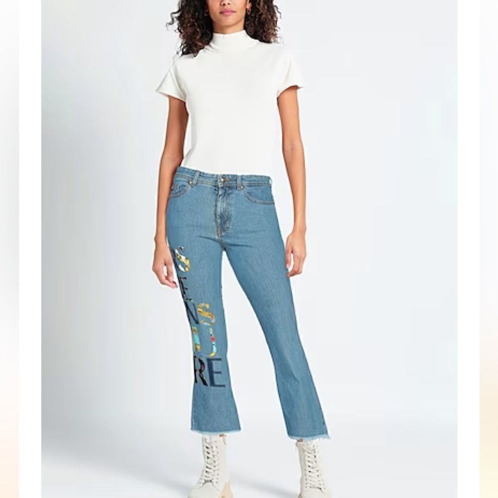 Versace Jeans Couture Brand Logo Appliqués High Waist Cropped Jeans.Size 27